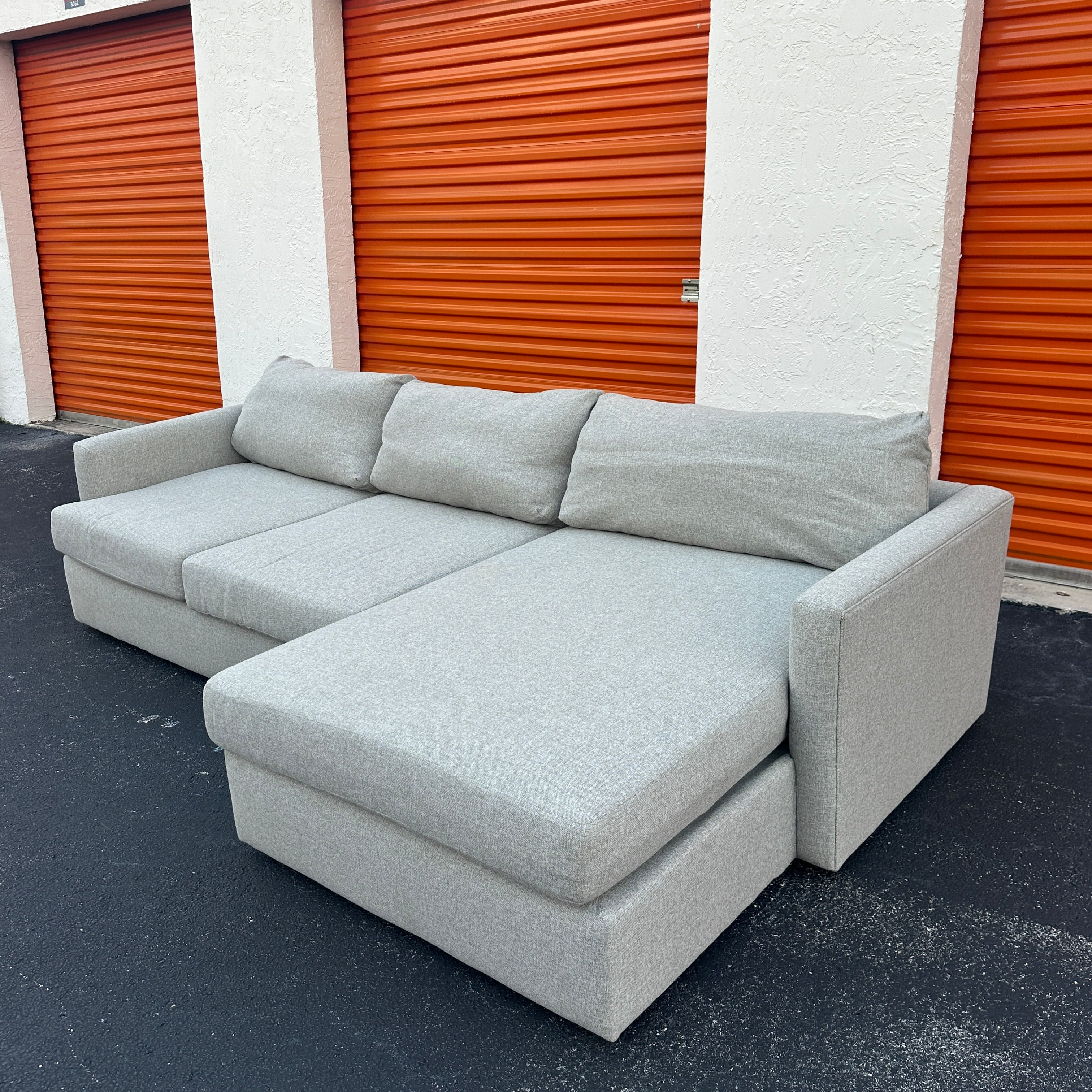 Gray Modular Sectional Sofa – Like New